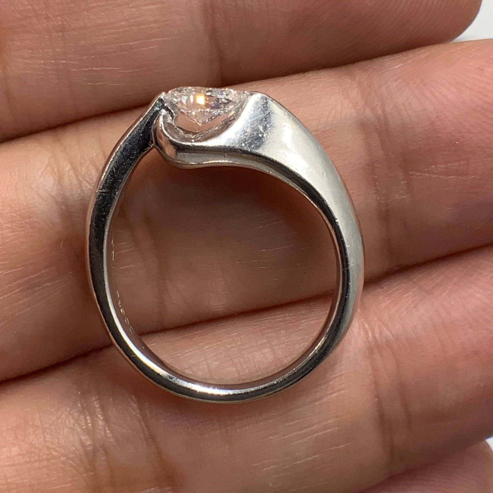 Pt900 プラチナ900 ダイヤモンド リング 指輪 0.561ct 9.2g 鑑定書付