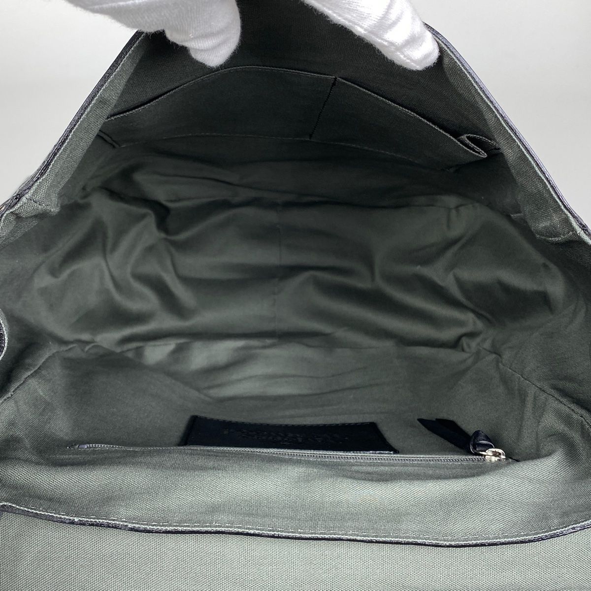 ヴィヴィアンウエストウッド Vivienne Westwood アーサー リュック 