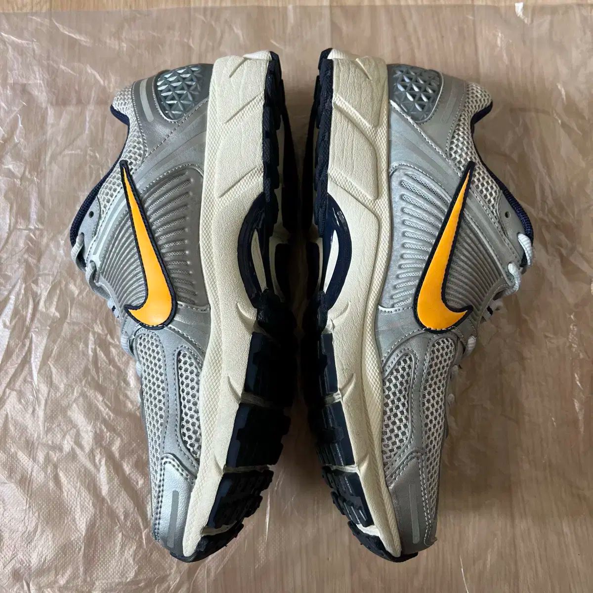 NIKE ナイキ