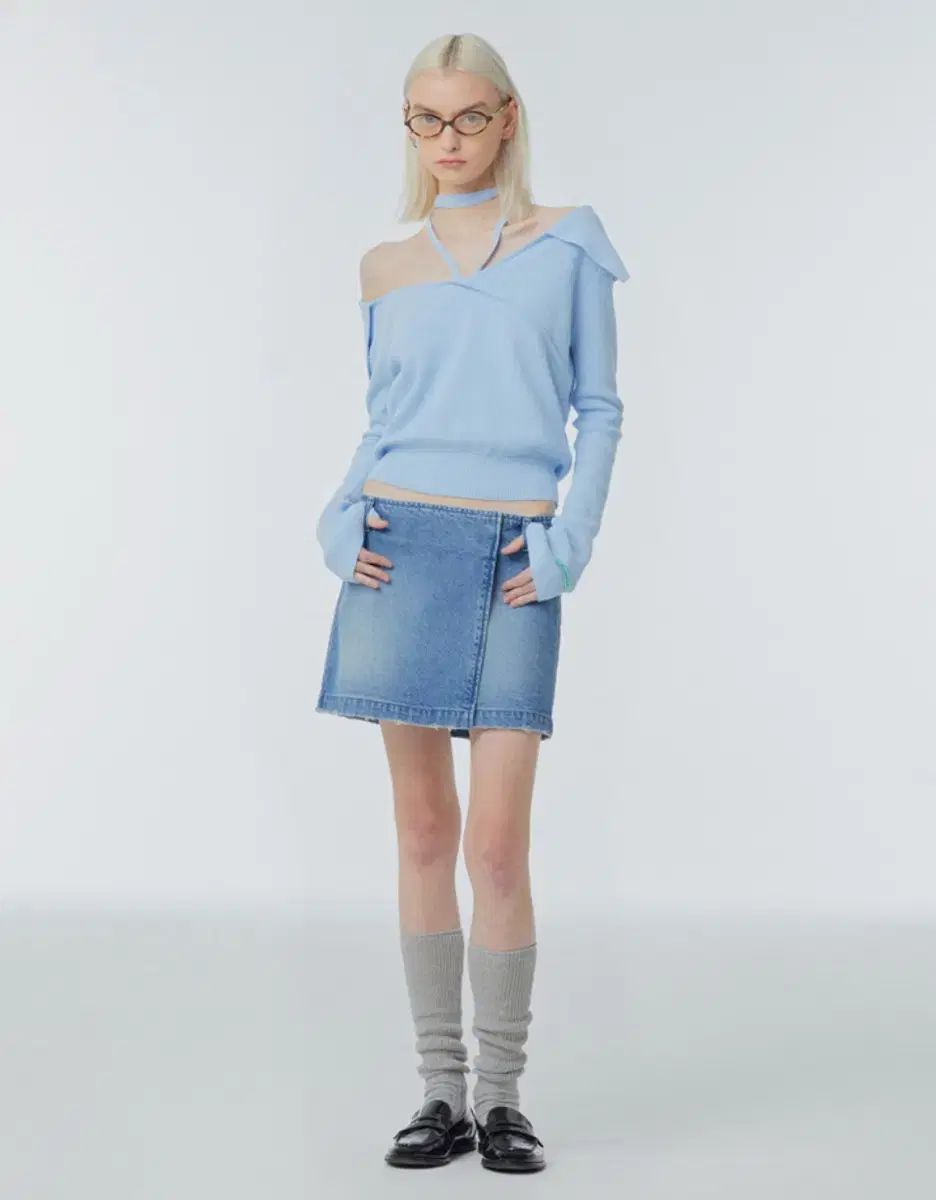 インスタントファンク 韓国 オフショル INSTANTFUNK(インスタントファンク) ストラップ 片方オフ