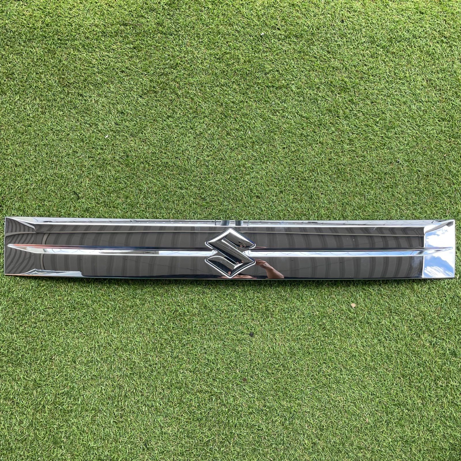 エヴリィDA17V純正フロントグリル スズキ エブリィバン(DA-17V) 純正