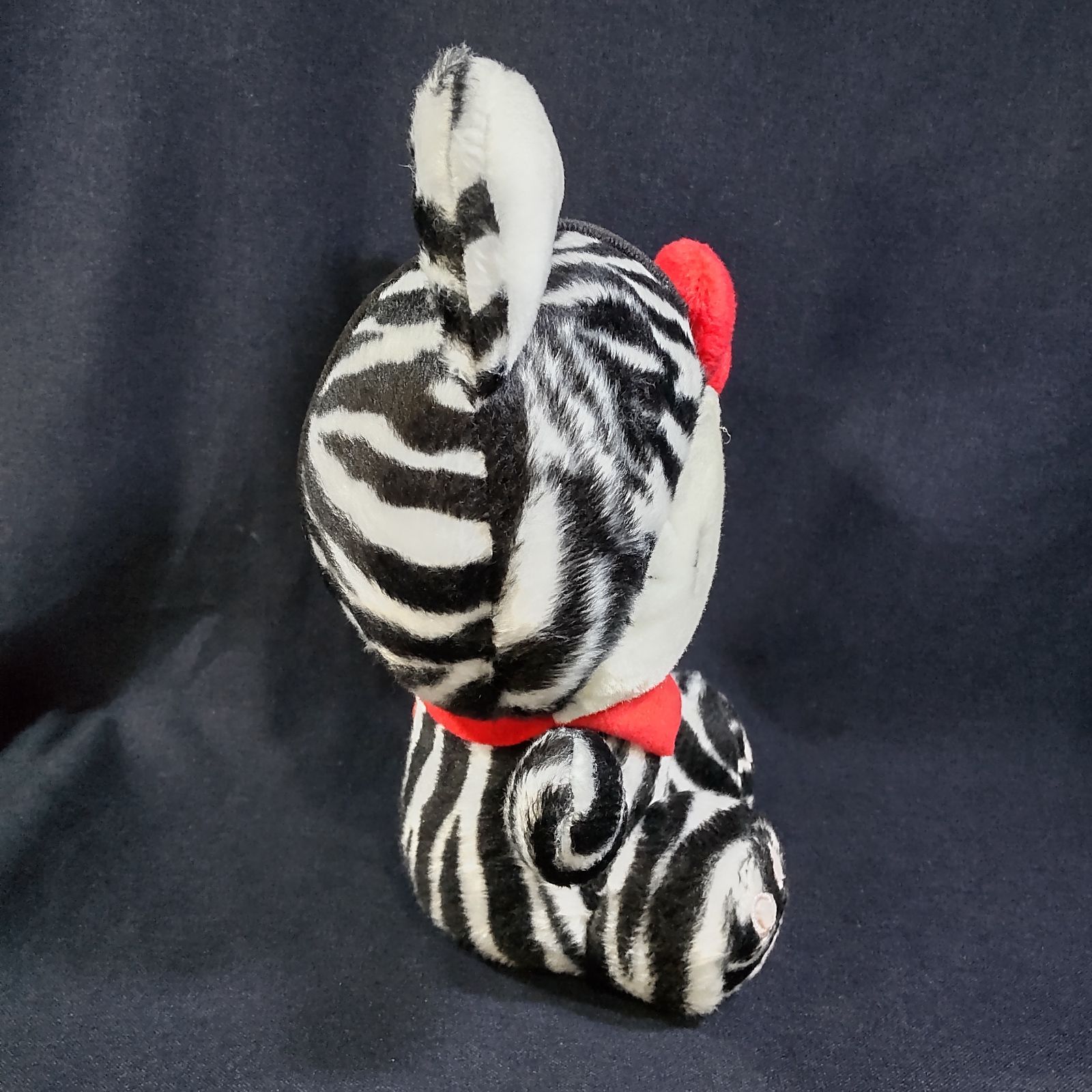 希少 サンリオ Sanrio ハローキティ 世界のネココレクション