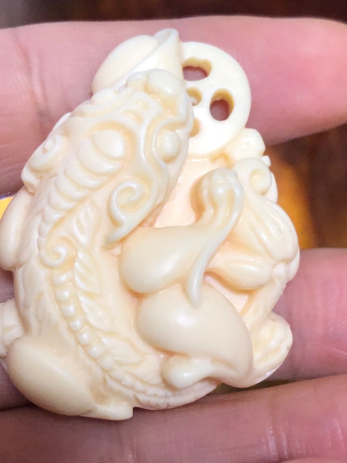 精巧彫刻・山水置物（蘇紀石製） 5035