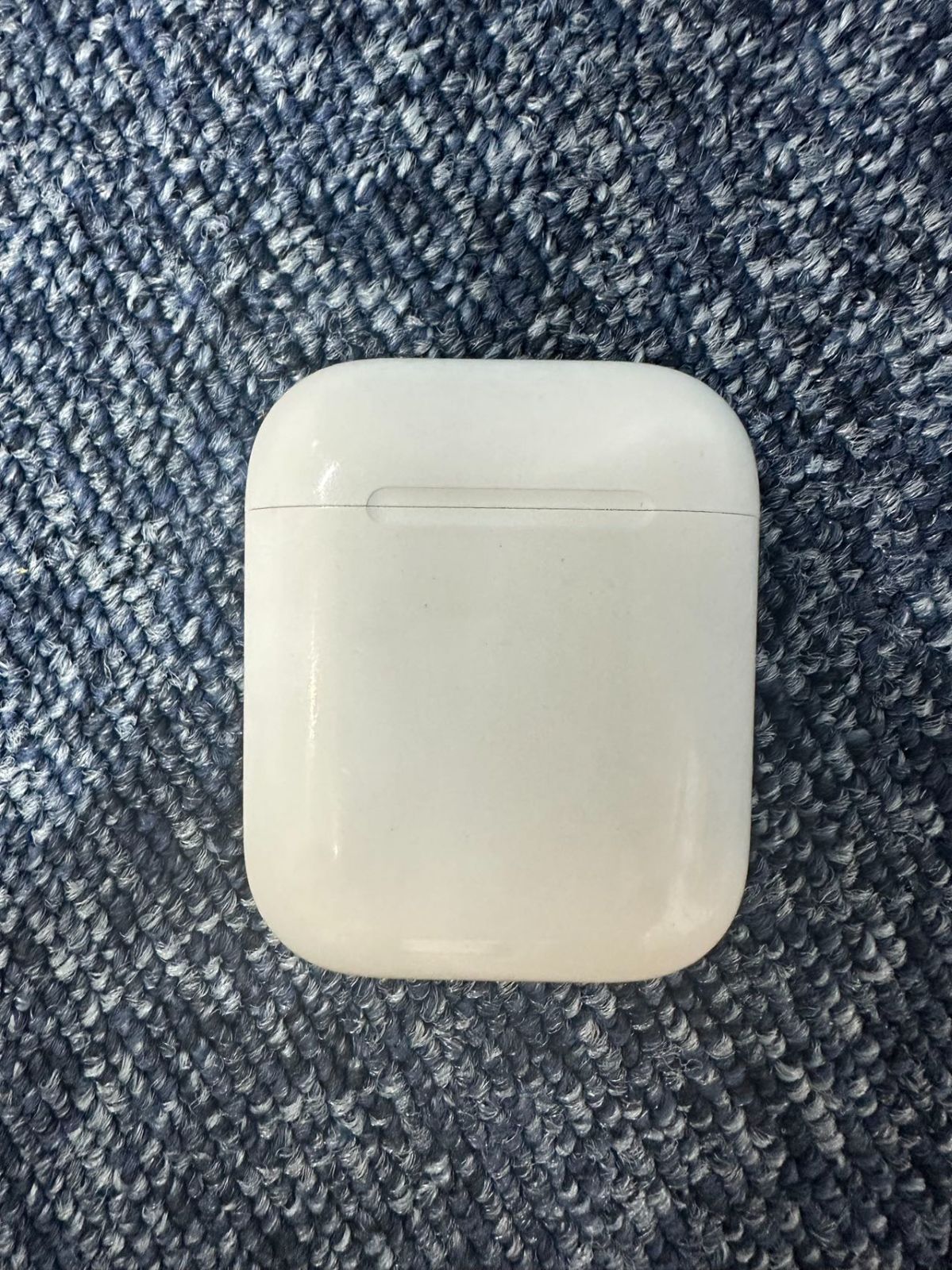 Apple AirPods (2nd Gen)   MV7N2J/A