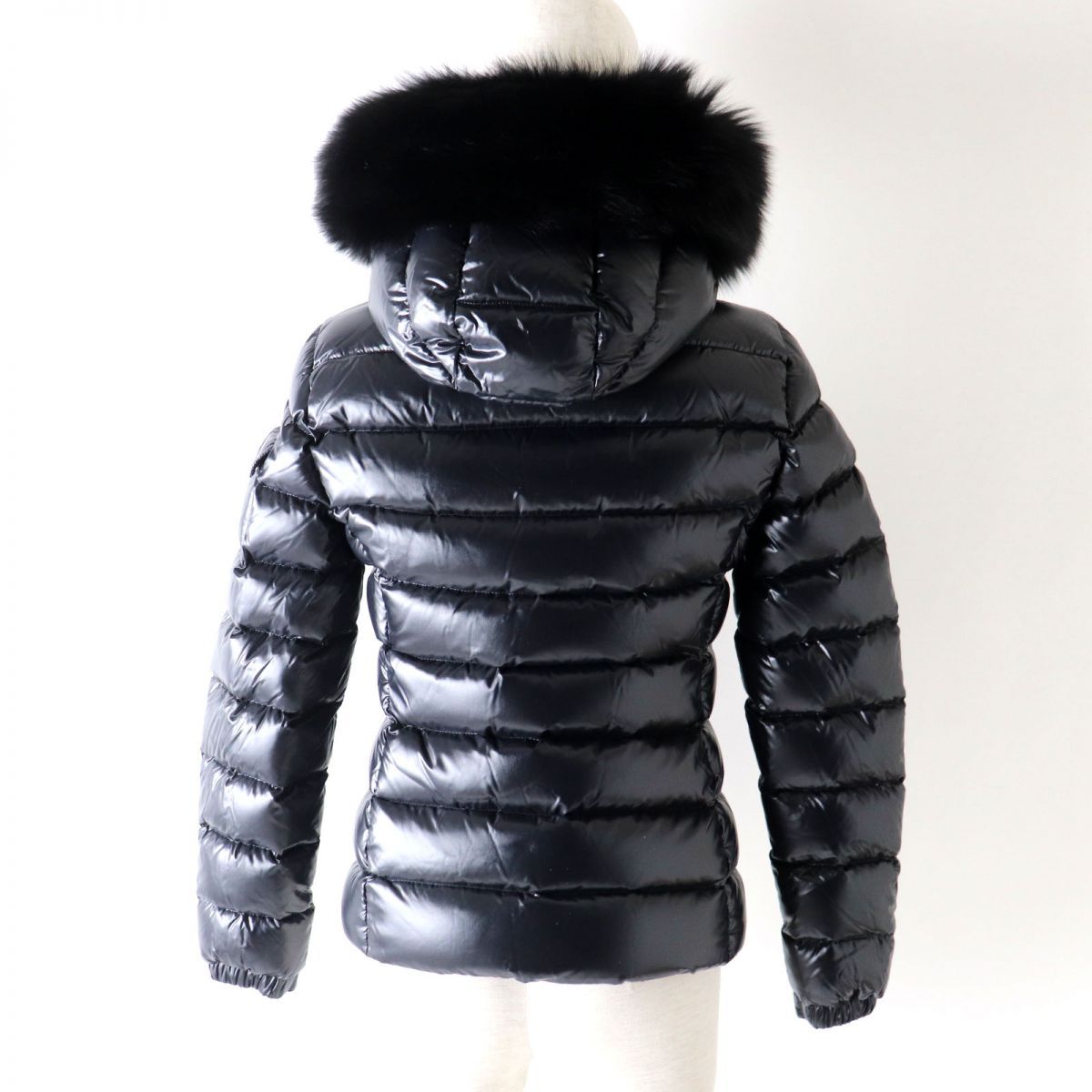 5％OFF】 未使用品 20AW 国内正規品 モンクレール BADY FUR バディ