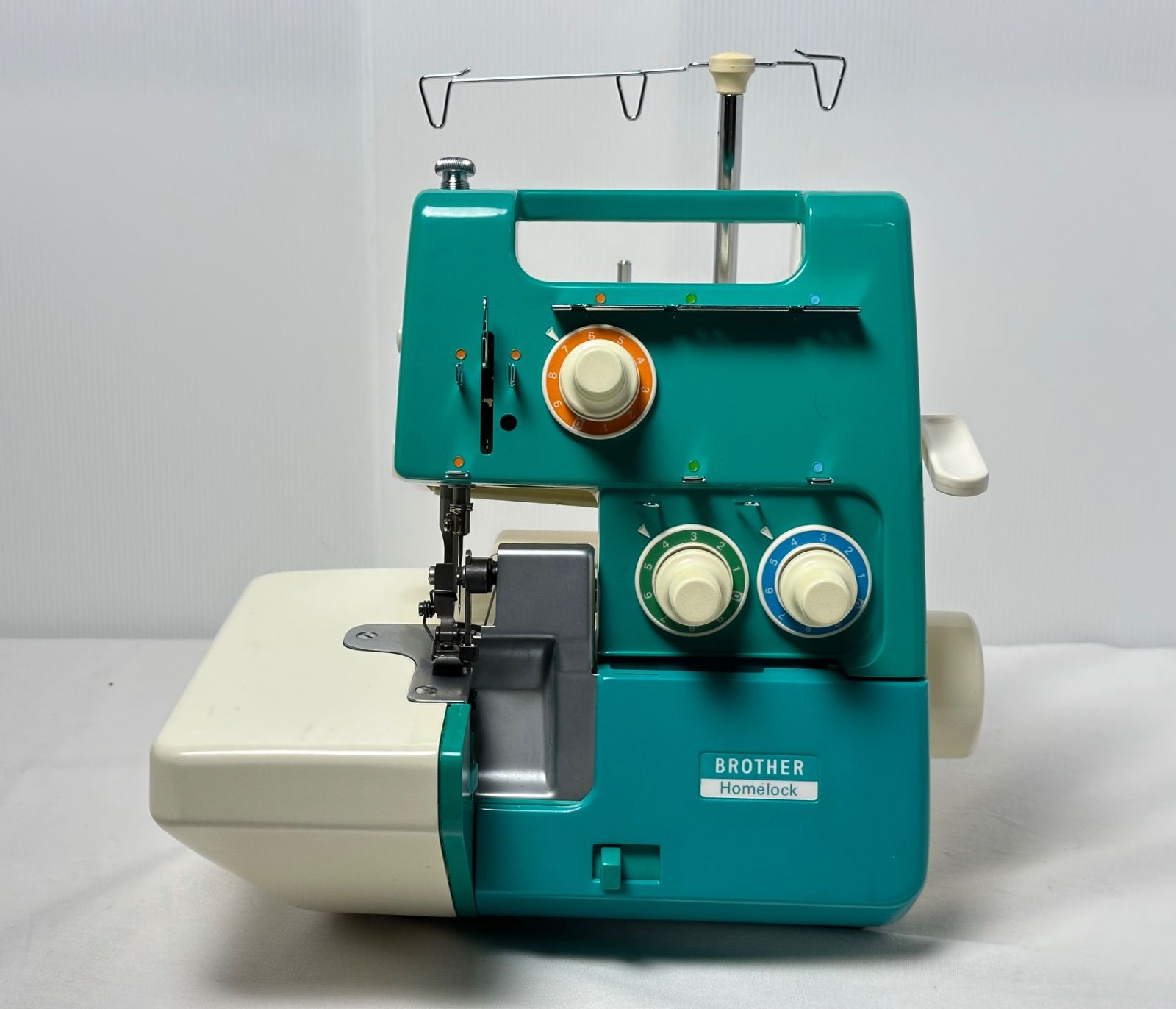ブラザー ホームロックミシン TE4-B532