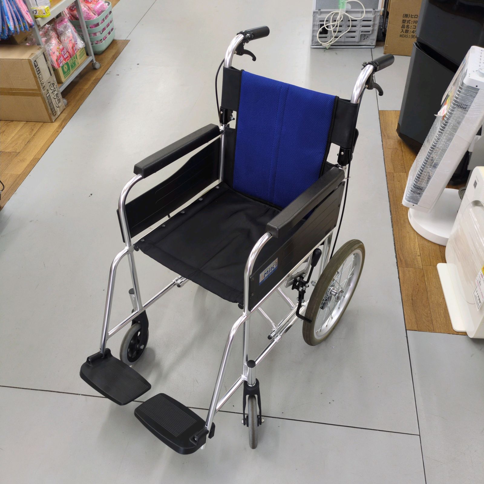 J316 多少使用感有り 車いす 介助式 MIKI ノーパンクタイヤ