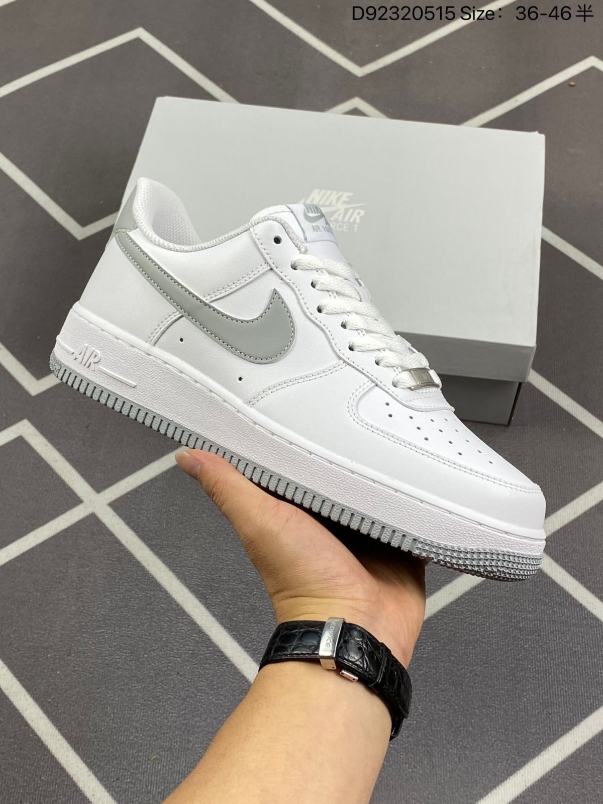 NIKE ナイキ スニーカー エアフォース NIke Air Force 1'07 Low fj4146-100