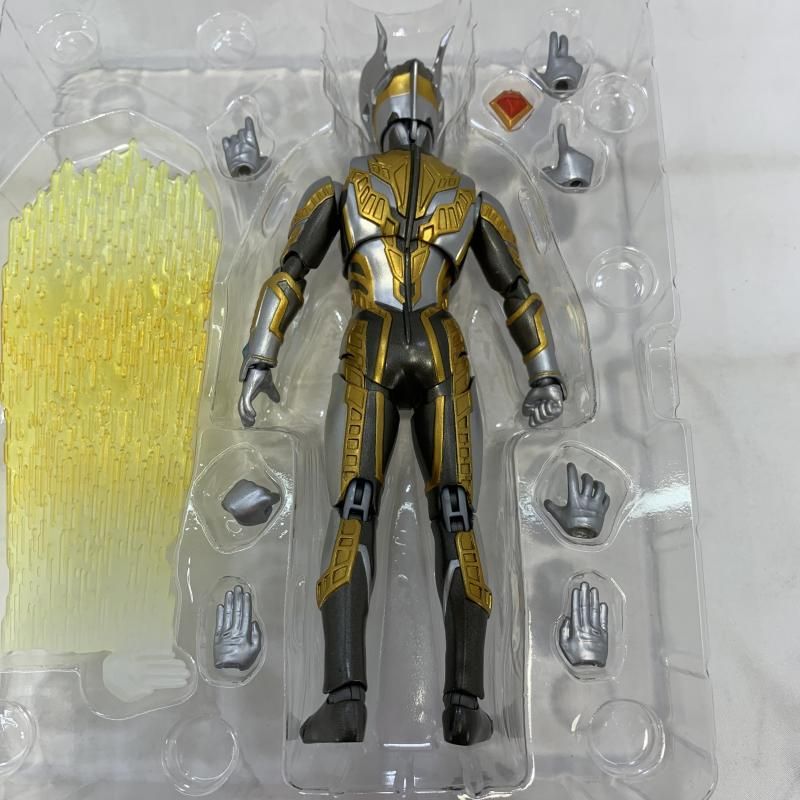 シャイニングウルトラマンゼロ フィギュア