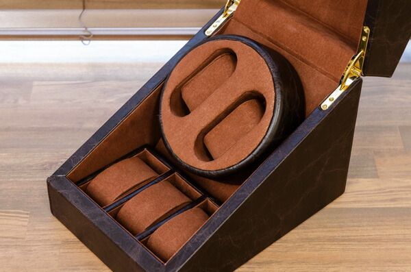 合皮 マブチモーター使用