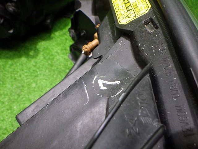 10アルファード ヘッドライト 左右 HID ANH MNH 10 15 58-17 7 バラスト付 AFS付 トヨタ 251007065 FFCRYSTALESIA_COM