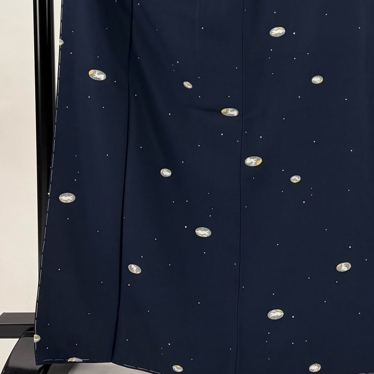 小紋 身丈165.5cm 裄丈69cm L 袷 うさぎ 月 濃紺 正絹 秀品