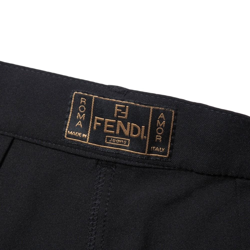 スリットスカート