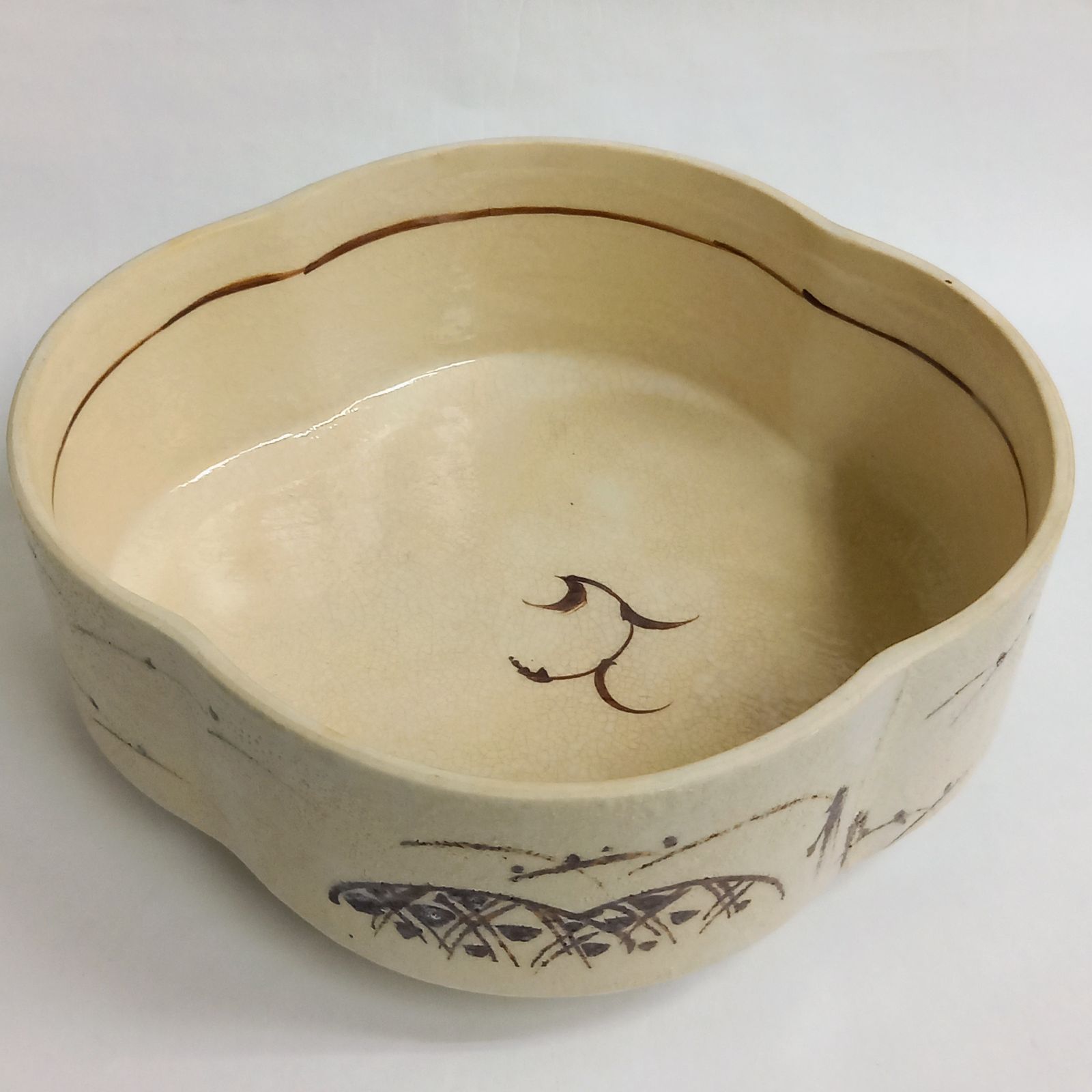 志野焼　木瓜 食籠　加藤六兵衛作　箱無し　菓子鉢　菓子器　茶道具 志野 木瓜 食籠 小 加藤六兵衛作 箱無し 菓子鉢 菓子器 茶道具