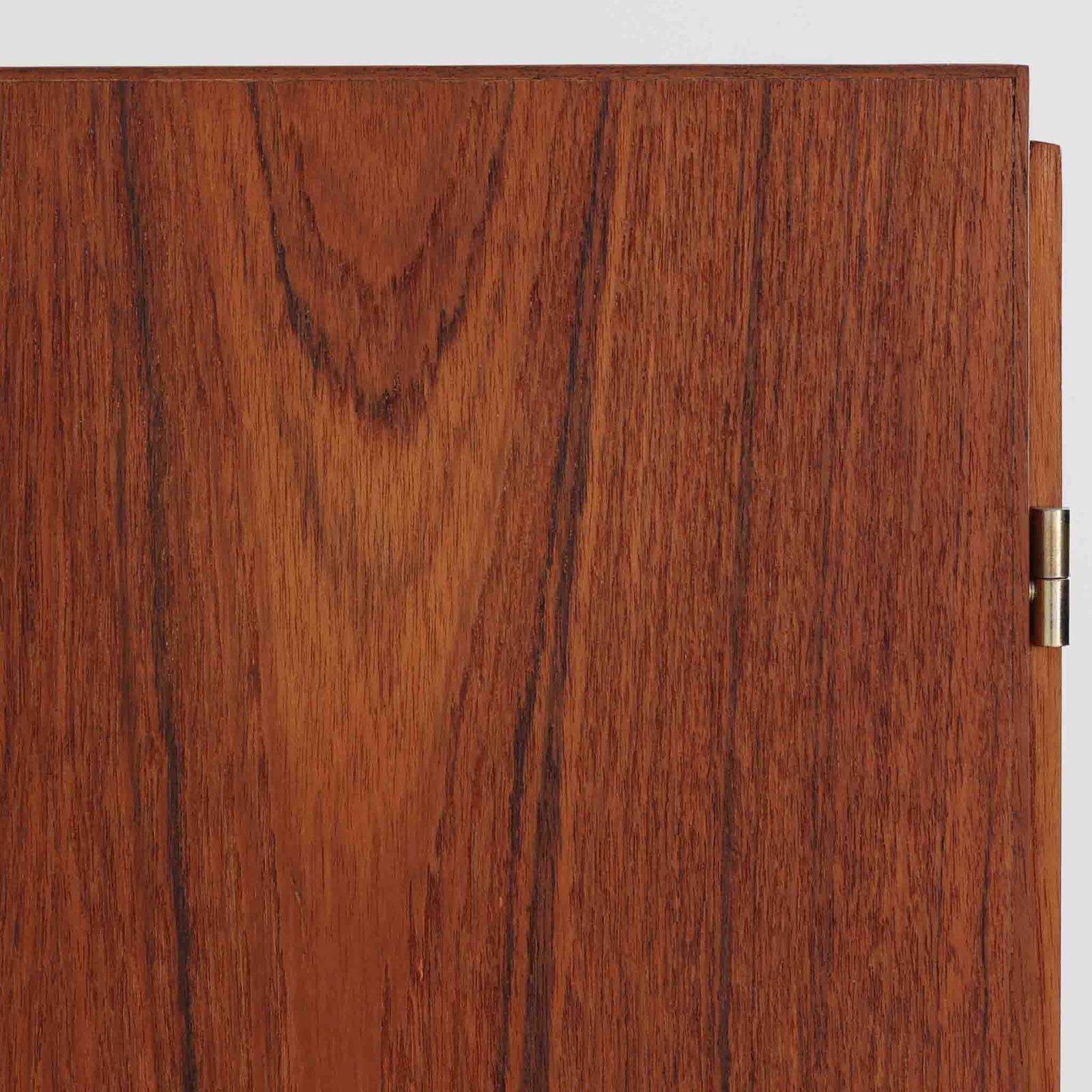 収納家具 キャビネット