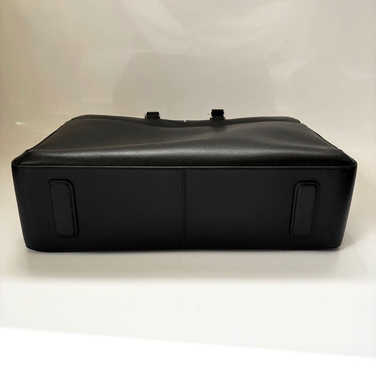 価格変更済み◎MONTBLANC モンブラン マチあり 二室 大容量 ビジネス