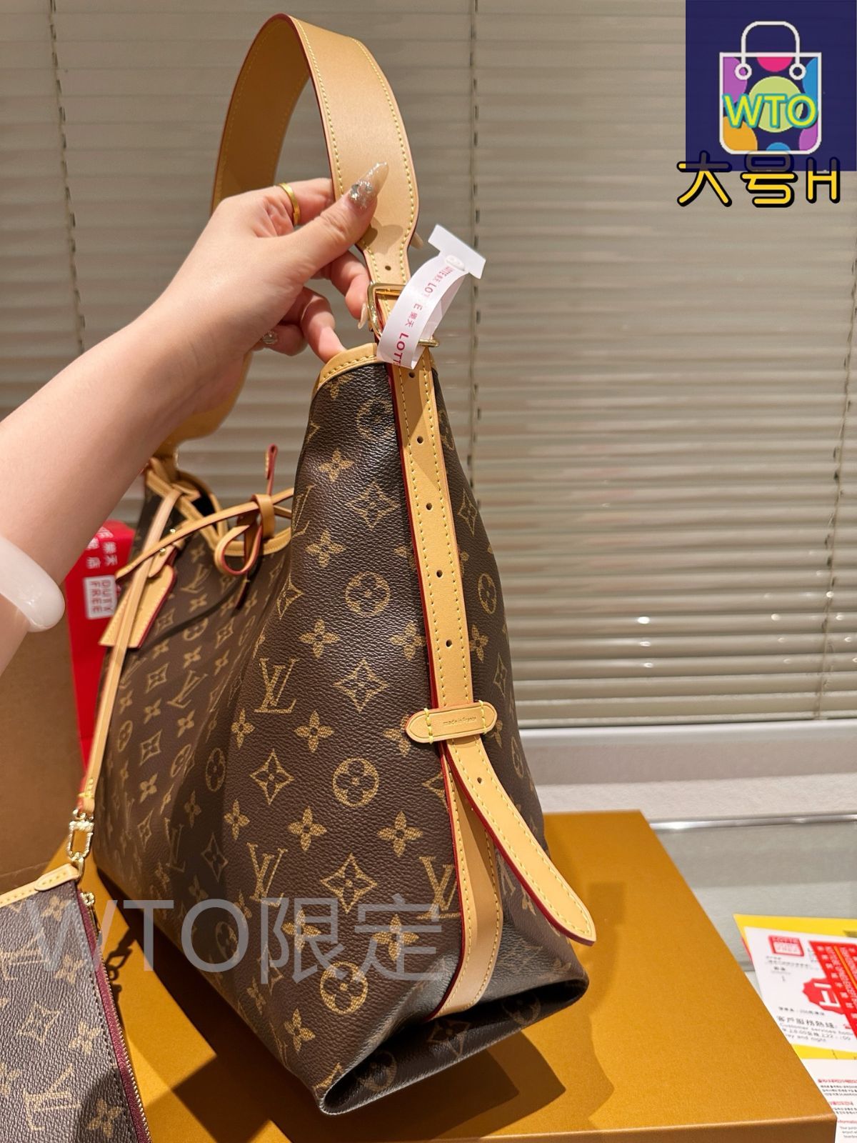 【新作 収納力◎】LOUIS VUITTON ★キャリーオール MM バッグ SALE】残少！ルイヴィトン キャリーオール MM バッグ (Louis