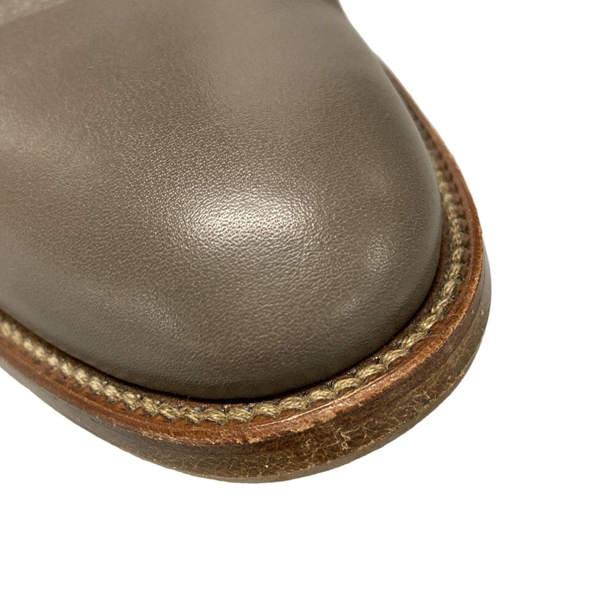 ジャンピング グレー