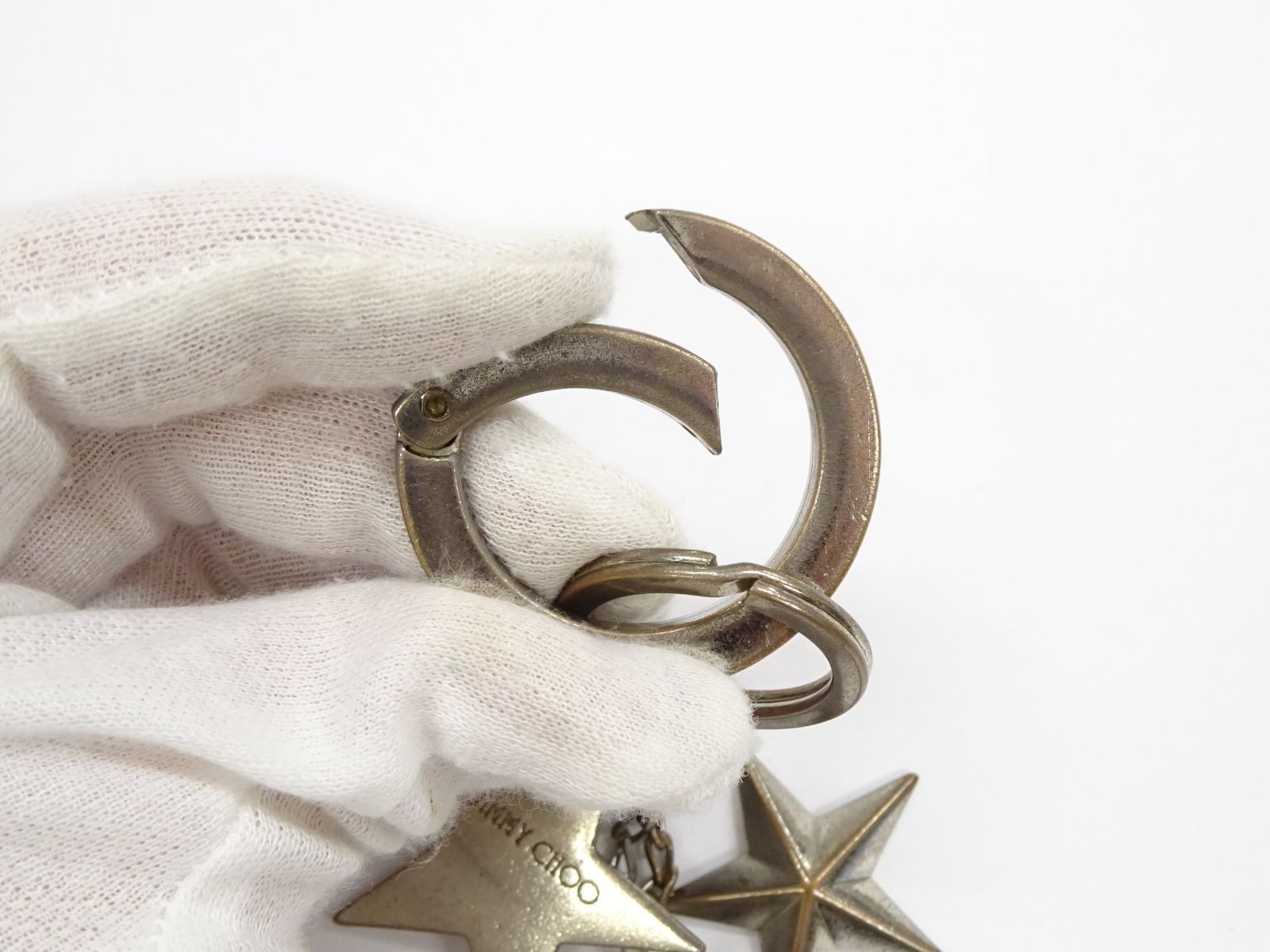 ジミー チュー JIMMY CHOO NEPTUNE UUF キーケース ネプチューン レディース 6連 スタースタッズ キーホルダー キーリング  （ライトグレー） - ファッション通販 MAGASEEK(マガシーク) 極美品 JIMMY CHOO スタースタッズ キーリング