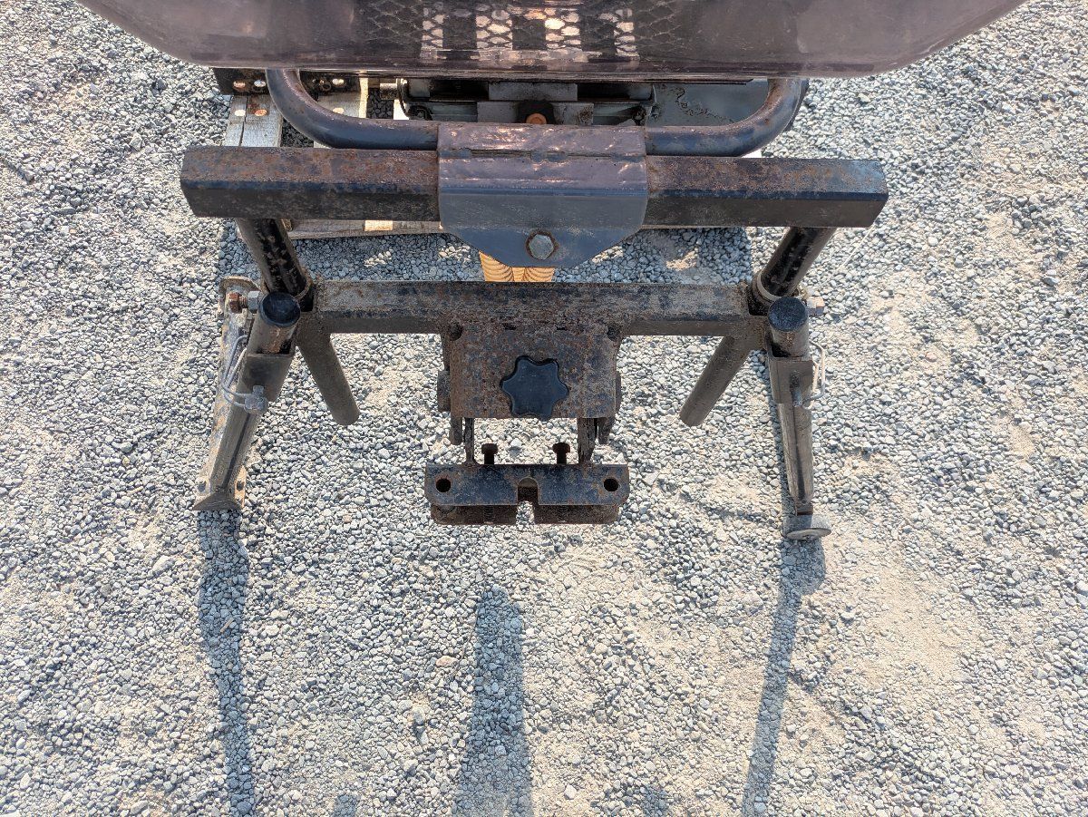 鹿児島発 ジョーニシ フロント式施肥機サンソワーV-F05