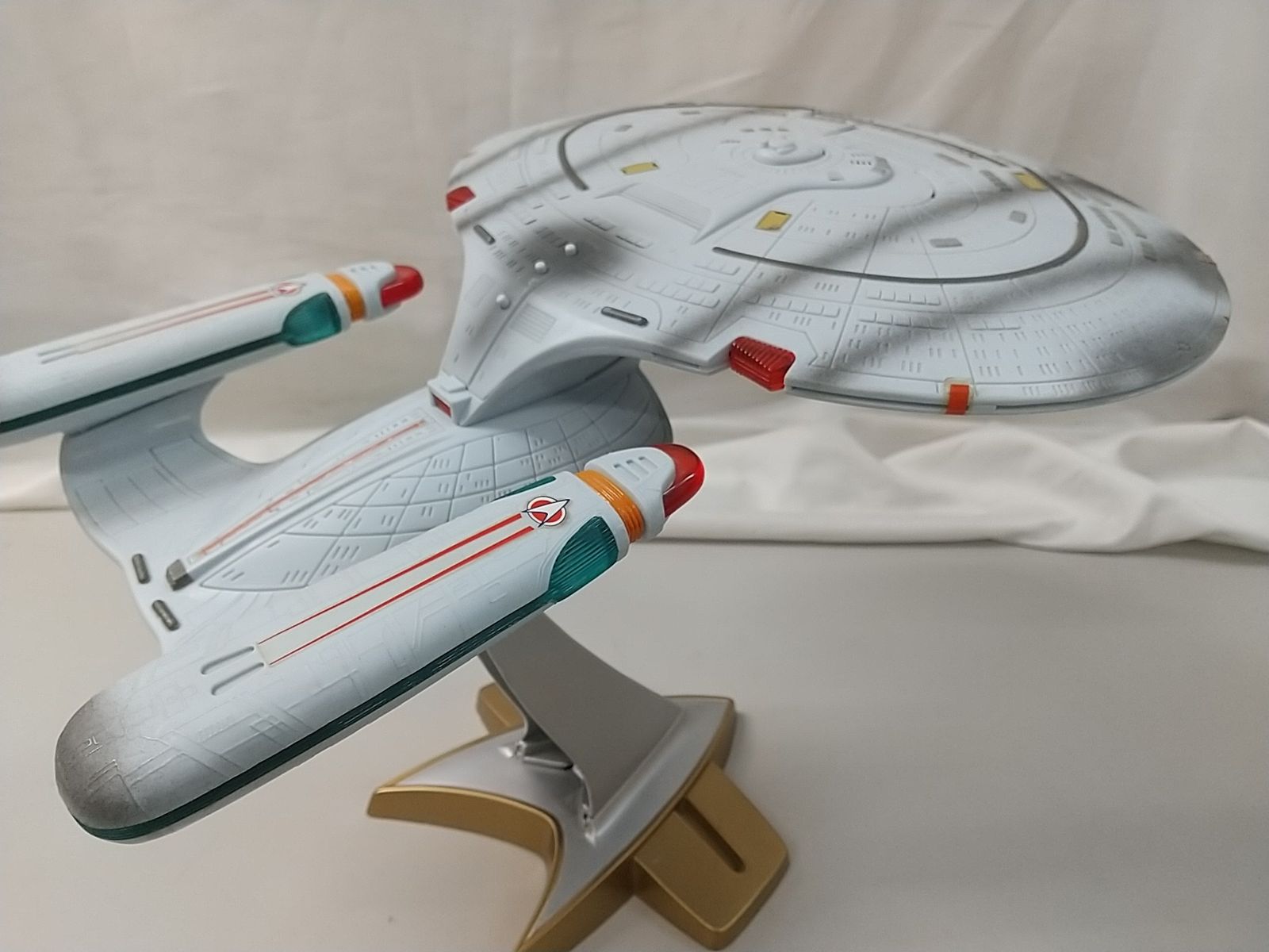 動作未確認】STAR TREK GENERATIONS STARSHIP ENTERPRISE NCC-1701-D