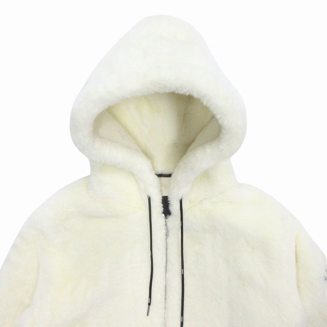 [美品] TATRAS JABBAH ジャバー フーディー ホワイト 2 冬こそ纏いたい、洗練の白。“パールホワイト”に包まれるタトラス