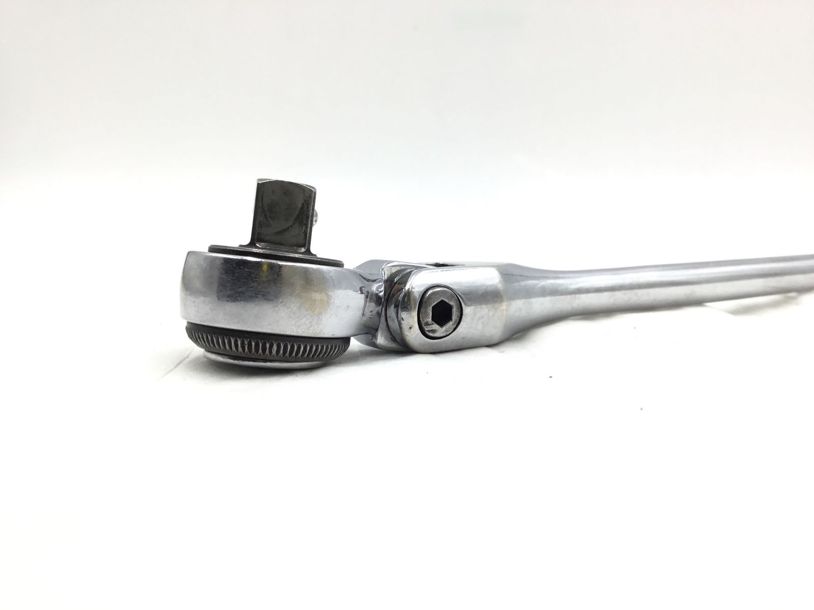 3 8ラウンドヘッドフレックスラチェット