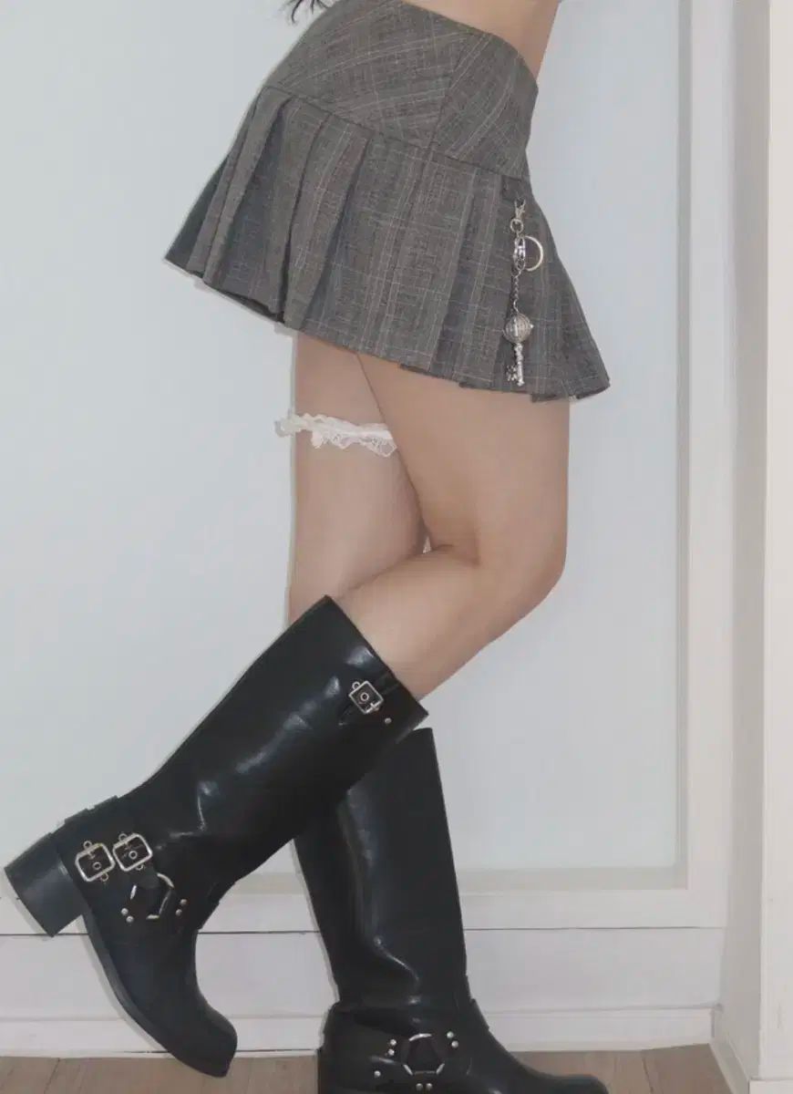 エンジェルナンバー 555 Varsity Pleated Skirt