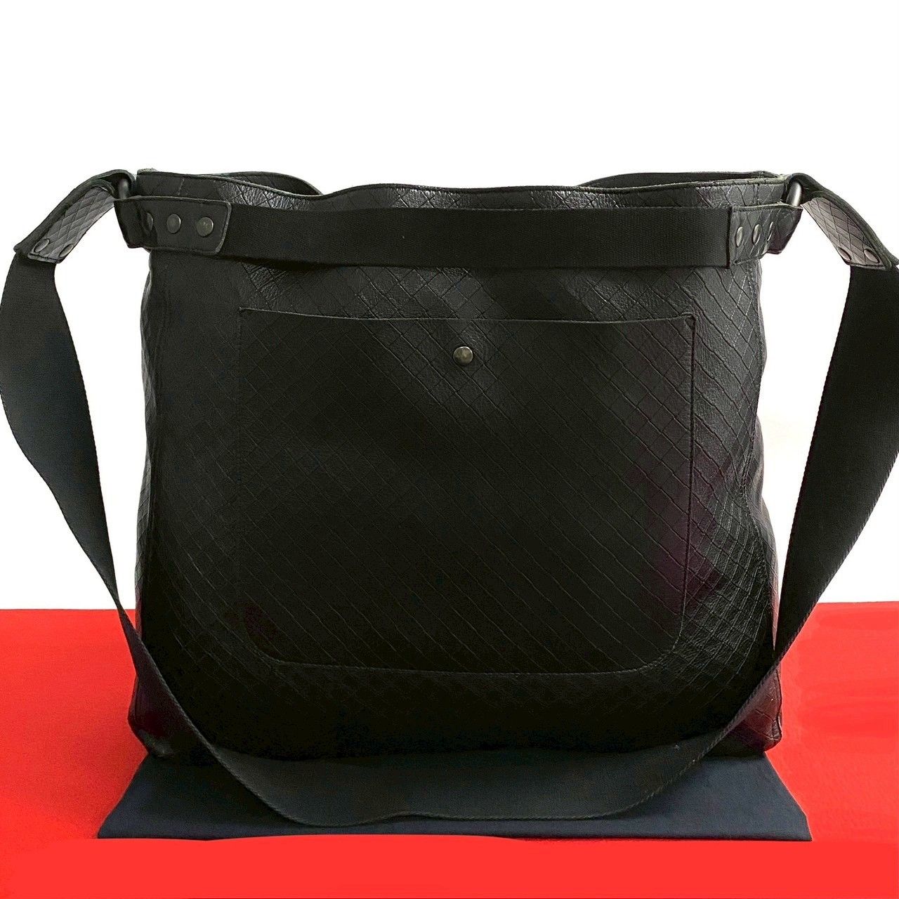 品 BOTTEGA VENETA ボッテガヴェネタ イントレッチオ レザー 本革 ショルダーバッグ トートバッグ ブラック 黒 987-10