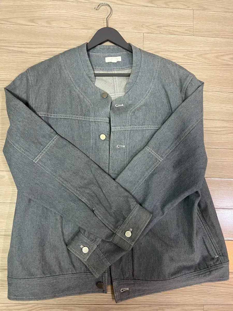 XL COS レス ライトブルーデニムジャケット