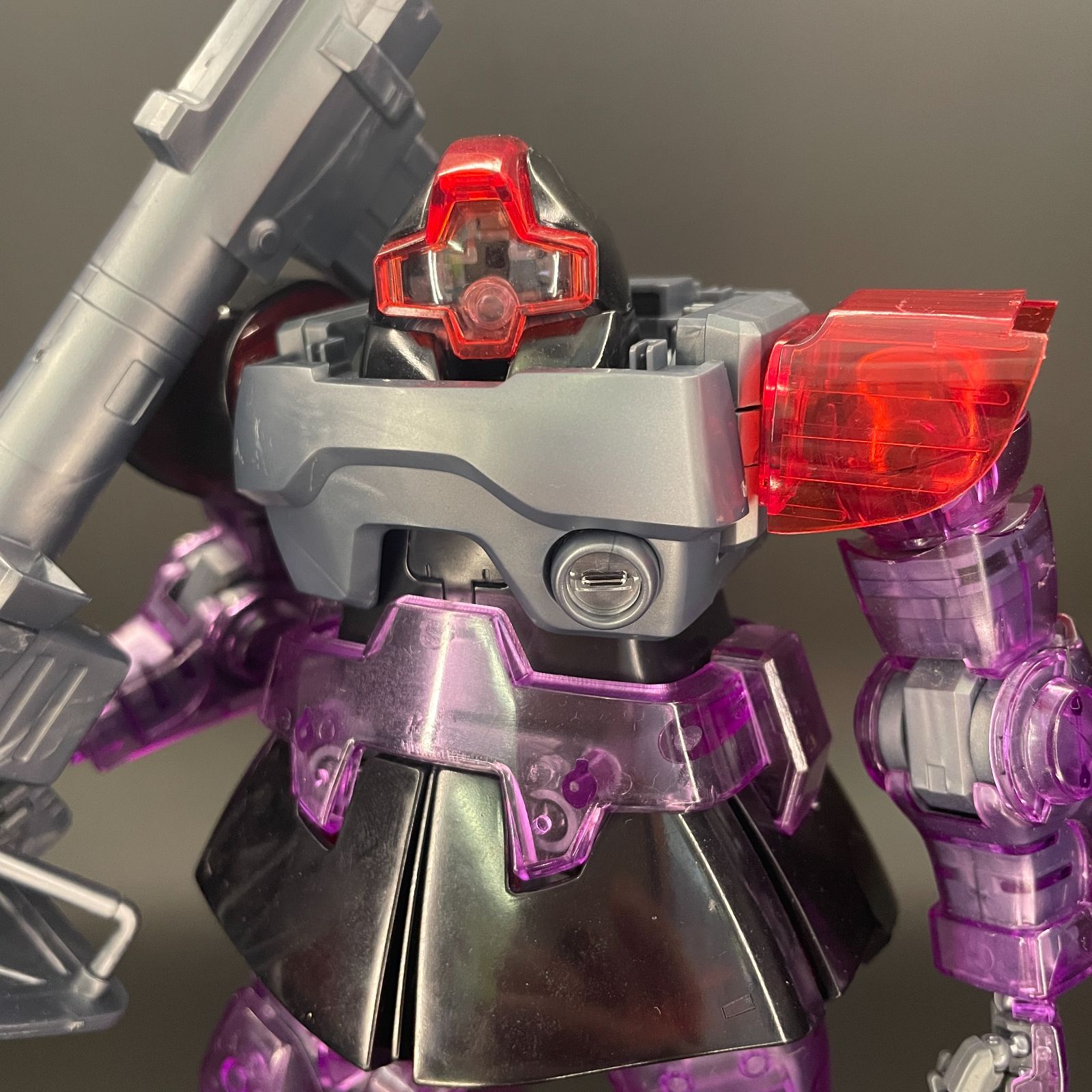 ガンプラ【中古品/ジャンク】 MG 1/100 ガンダムベース限定 ドム