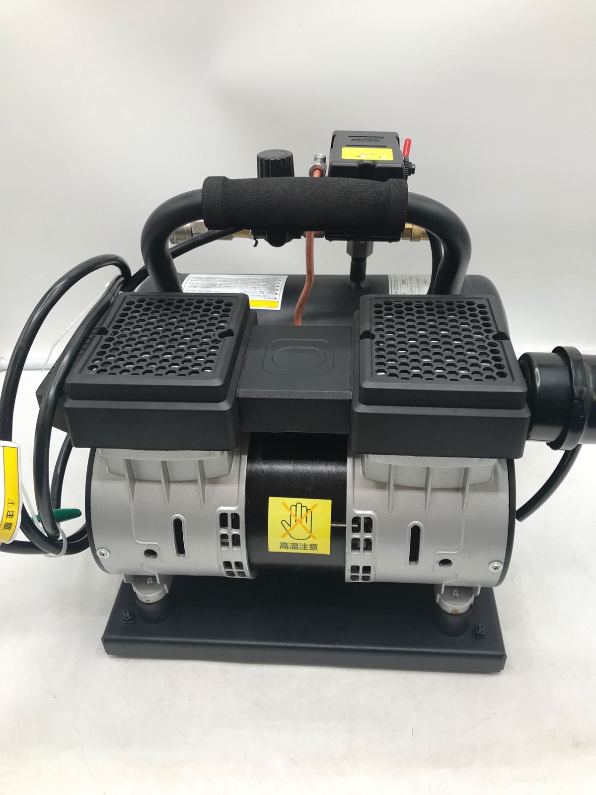 アストロプロダクツ サイレントエアーコンプレッサー オイルレス 6L 
