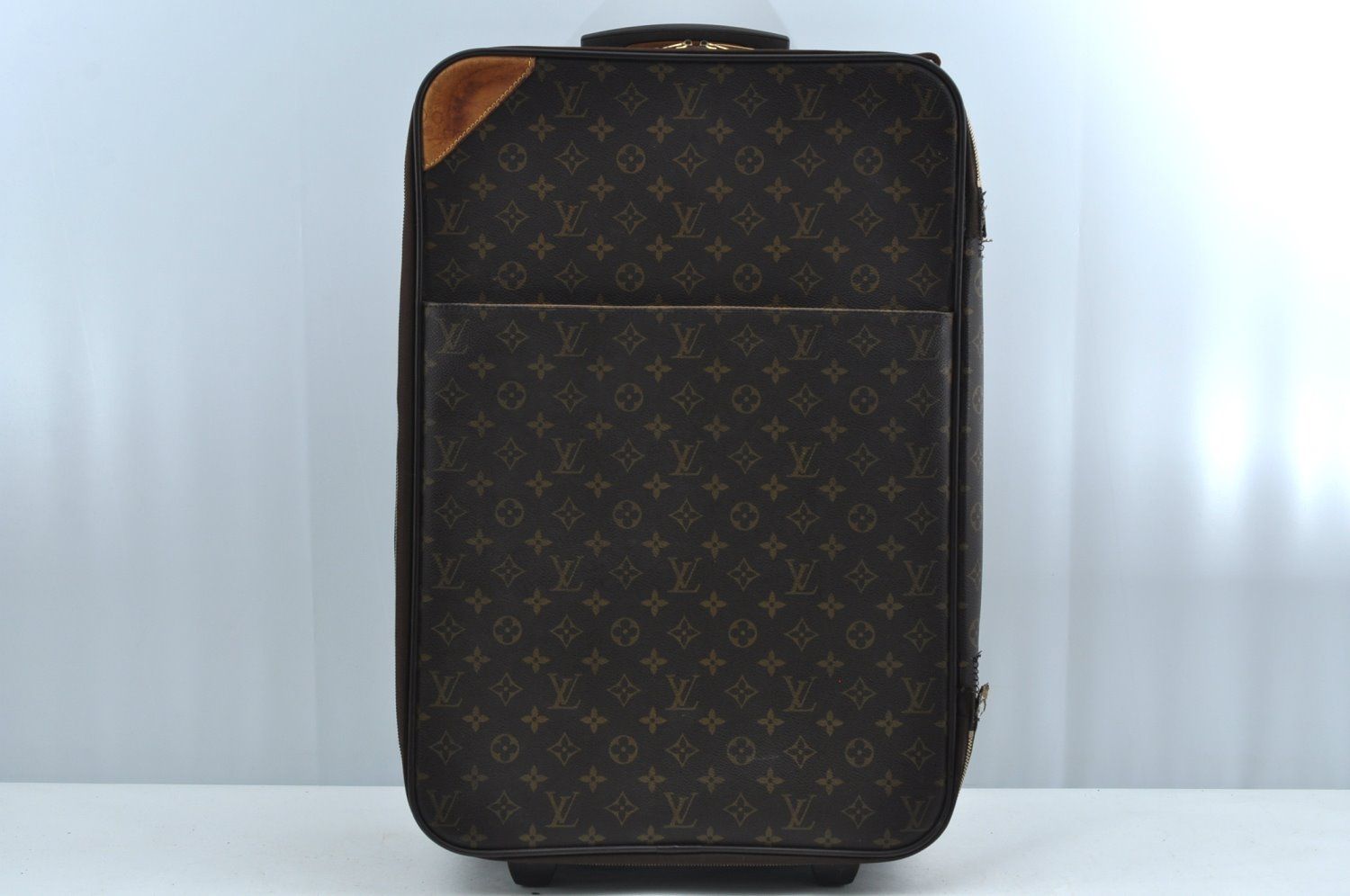 LV 9616M