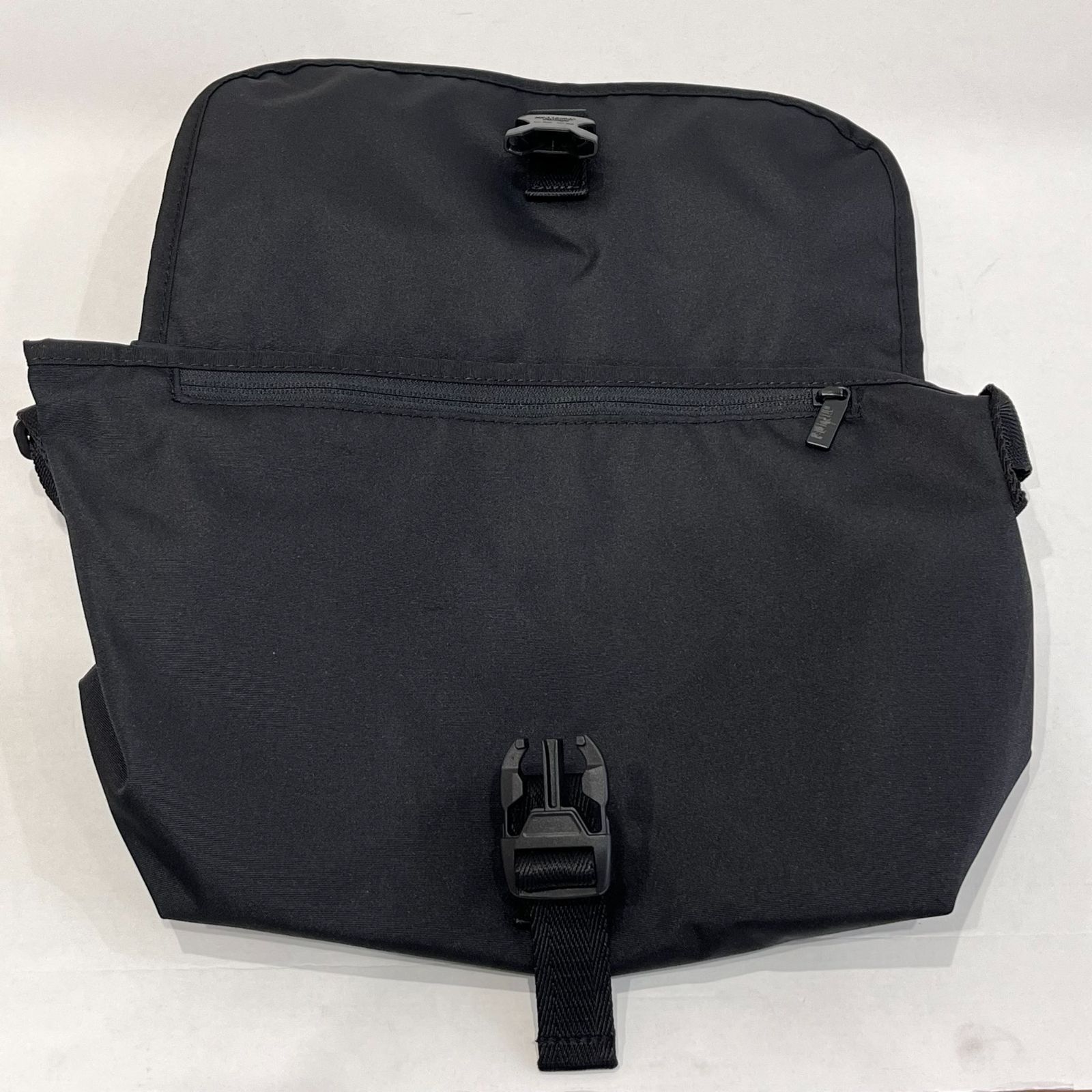 Bag 2075388