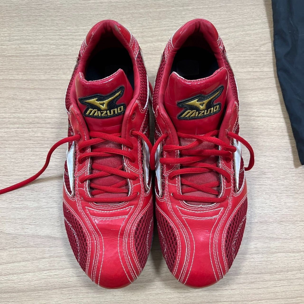 ミズノプロ 新井貴浩モデル　広島　レプリカスパイク ミズノプロ 新井貴浩モデル 広島 レプリカスパイク - メルカリ