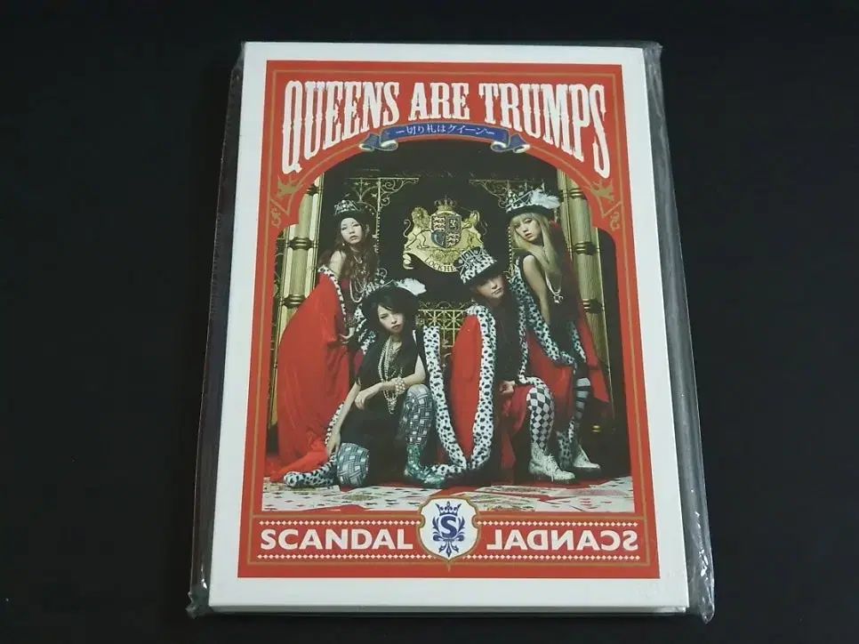SCANDAL スキャンダル アルバム Queens （ CD + フォトブック