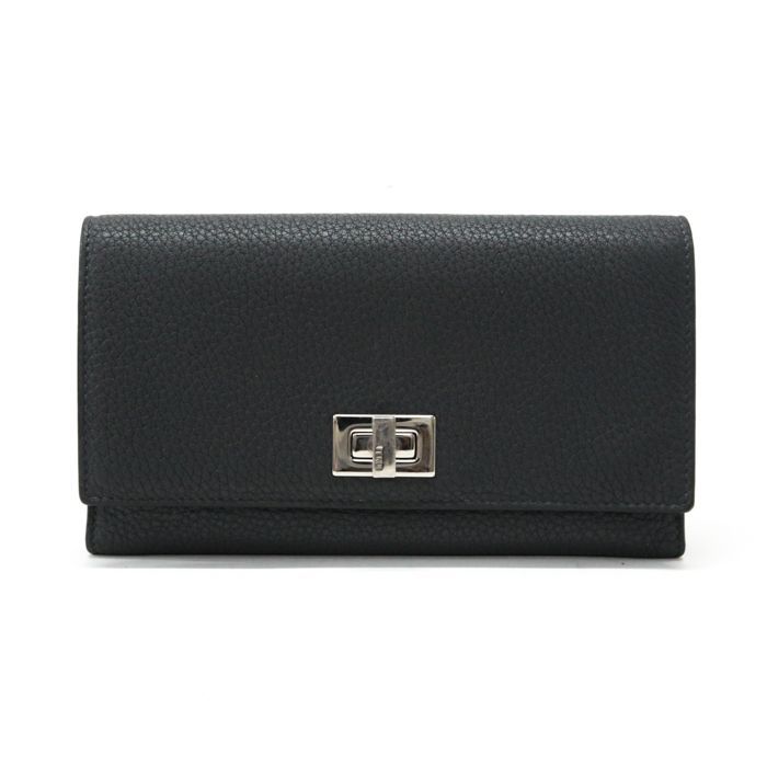 FENDI 二つ折り長財布 レザー ピーカブー ロングウォレット