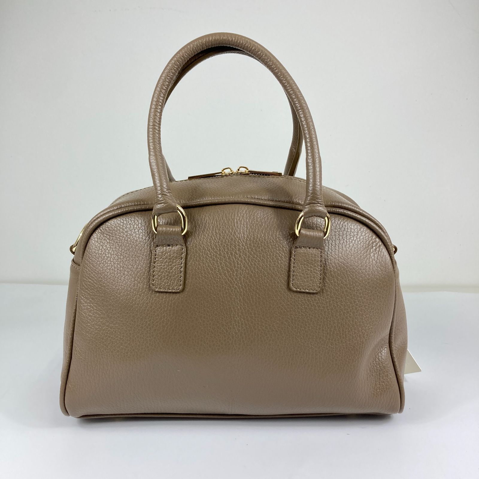 【美品】AULENTTI オウレンティ 2WAYスクエアボストン AULENTTI / レザー 2WAY スクエア ボストン