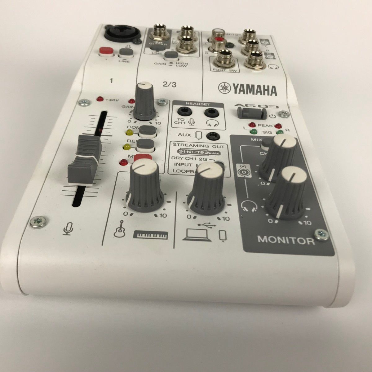 オーディオインターフェイス