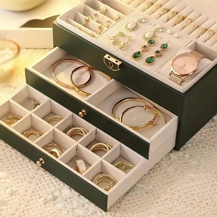 新品・未使用】 アクセサリーボックス ジュエリーボックス 3段
