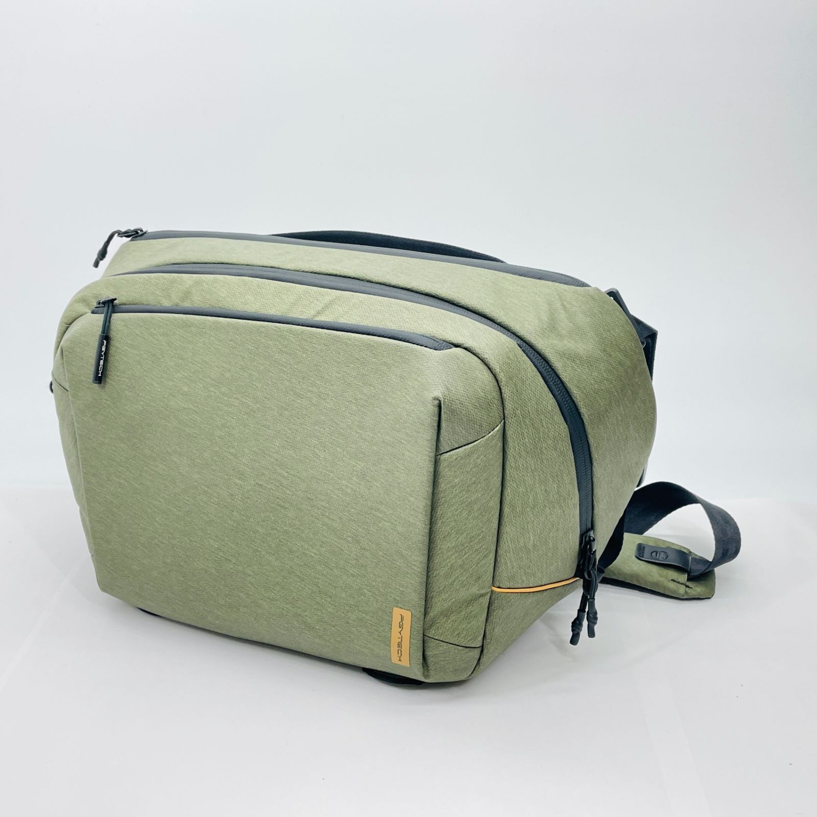 PGYTECH OneGo Solo V2 10L モス グリーン C4840-100