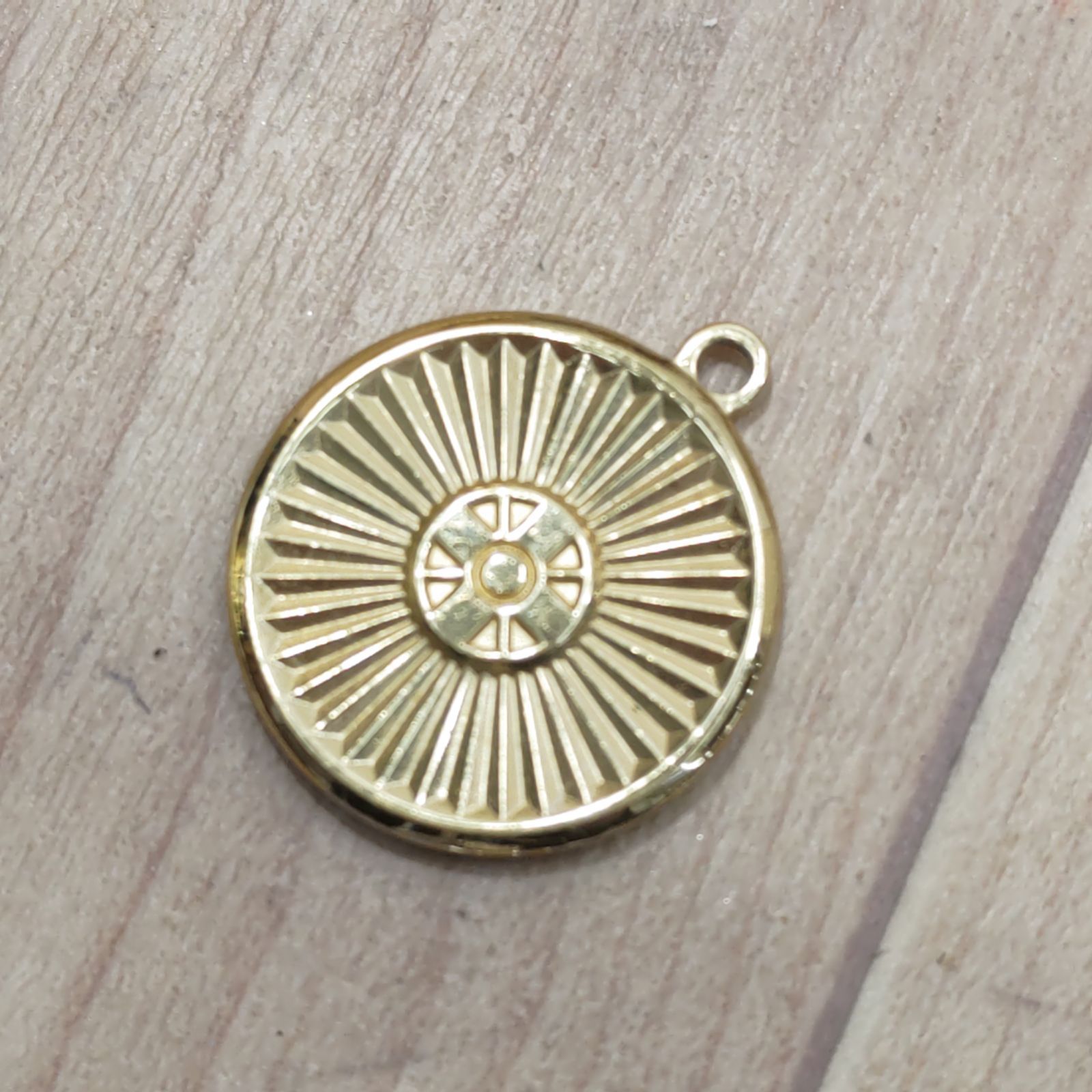 S94372 世界救世教 お光ゴールド ペンダントトップ ネックレス