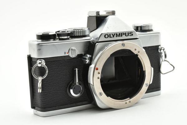 OLYMPUS OM-1
