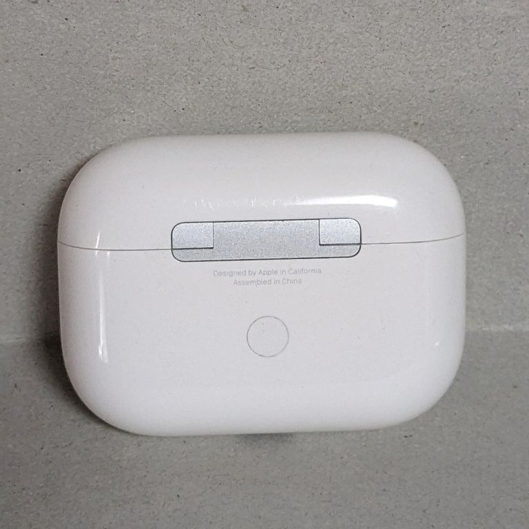 ９」Apple airpods pro 第1世代 新型 magsafe対応 【 刻印入り 充電