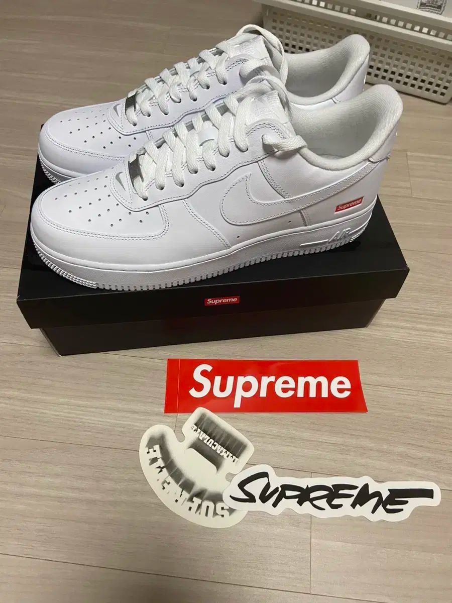 【雷市場（ポンジャン）商品韓国直送】290 Supreme(シュプリーム) エアフォース 白 新品