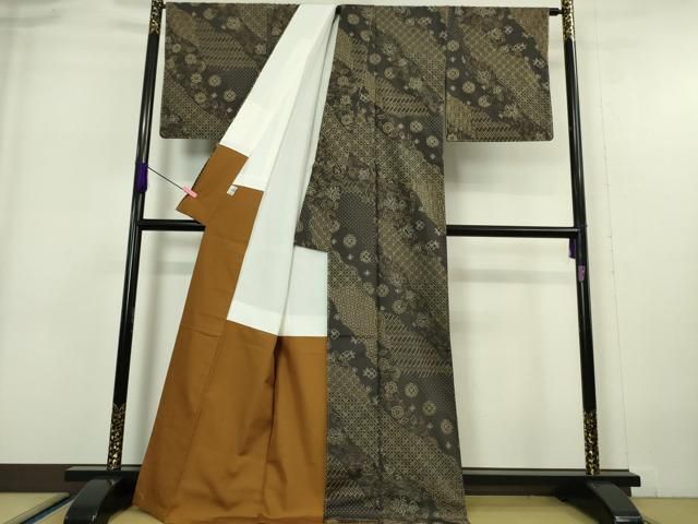 平和屋本店□極上 玉糸紬 訪問着 創作手刺繍 刺し子 古今伝説 黒紅色地