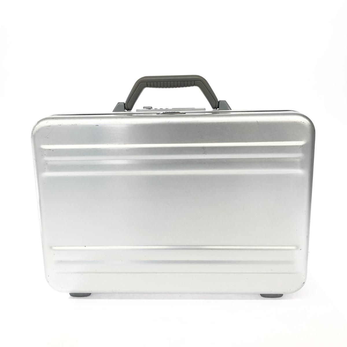 ZERO HALLIBURTON ゼロハリバートン アタッシュケース シルバーカラー