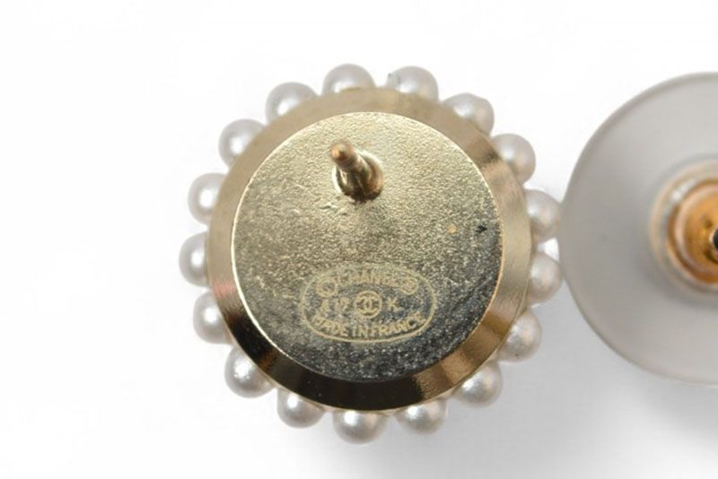 シャネル ピアス CHANEL アクセサリー CC/ロゴ パールモチーフ A17  