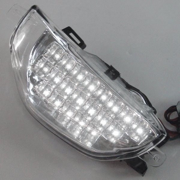 フォルツァ テールランプ 左右 社外  バイク 部品 MF10 LED クリアレンズ コンディション良好 割れ欠け無し 品薄:22330130