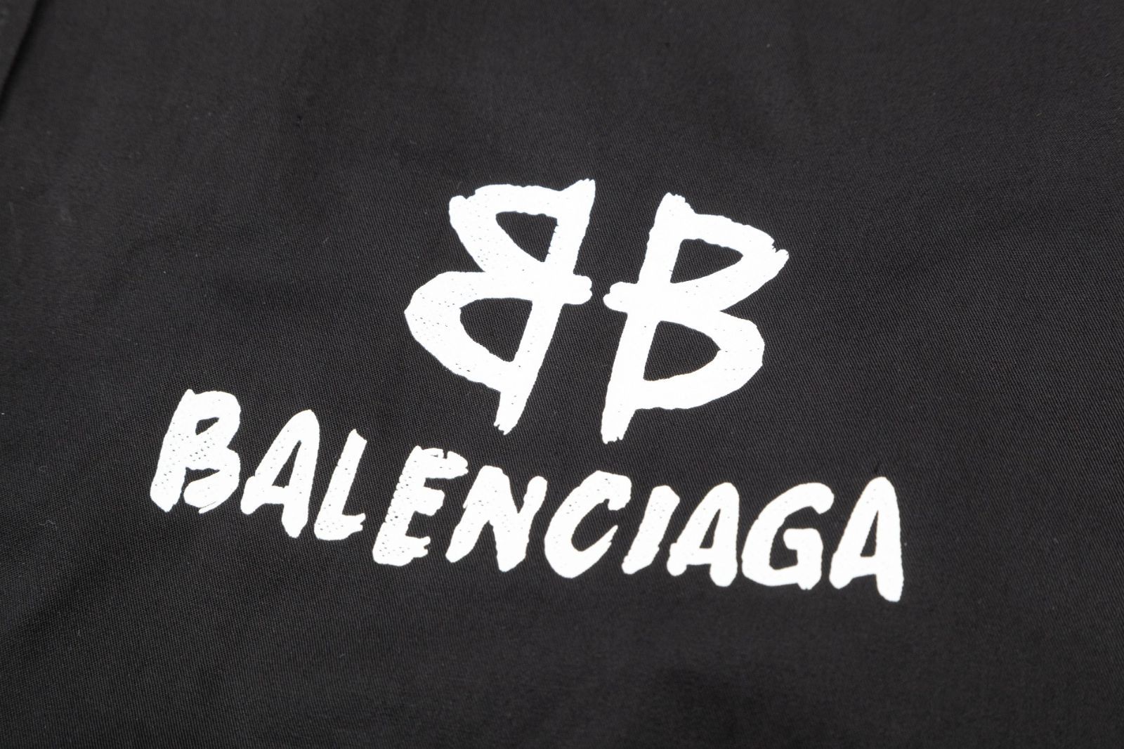 Balenciagaロゴプリント長袖ルーズフィットシャツ